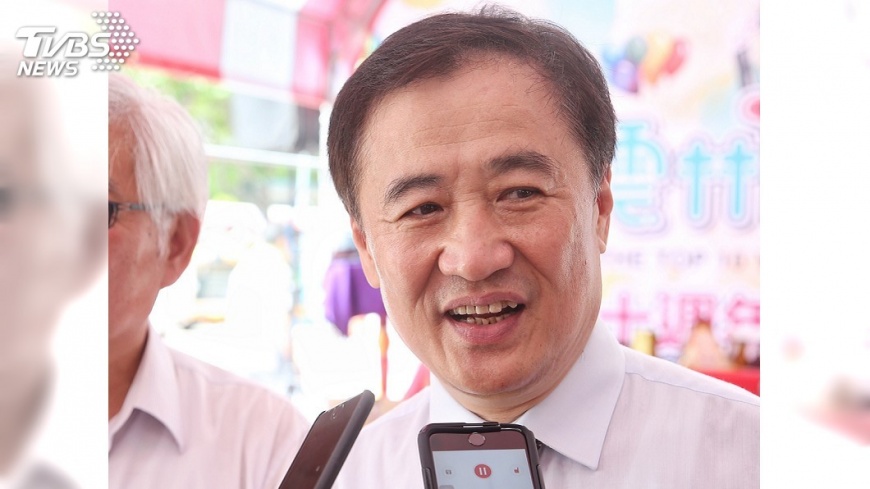 陳景峻上午才批柯文哲 下午改口無不合