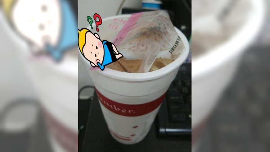手搖杯封膜掉重弄要收15元 他傻眼:飲料才30元耶