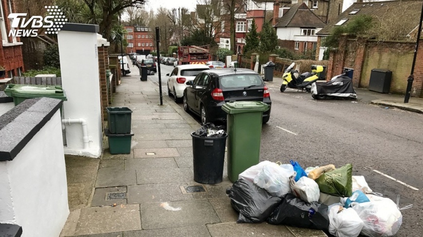 英國擬25年內 　根除所有不必要塑膠垃圾