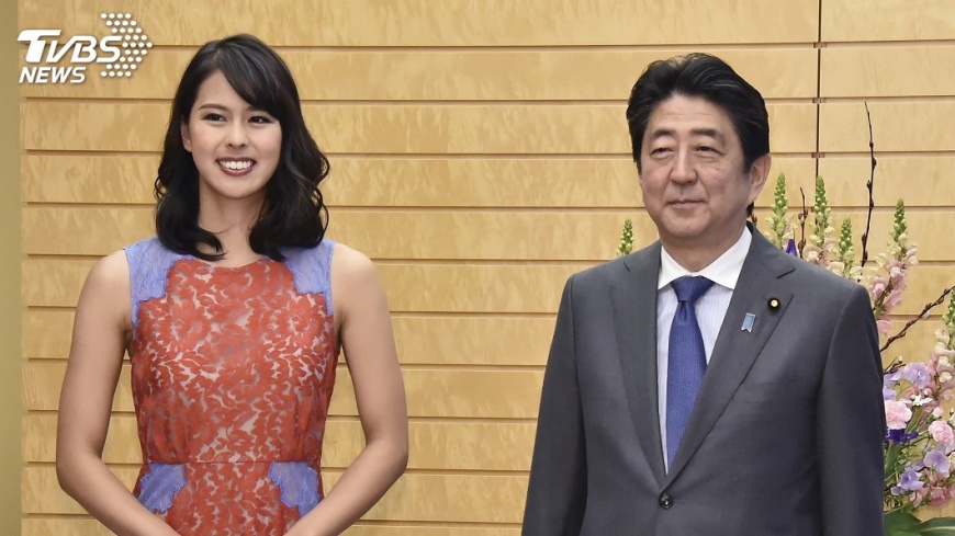 接見日環球小姐 安倍鬆口洩露高球成績