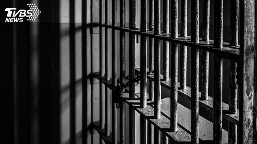 年節近嫌犯欲脫逃 法警壓制解除危機