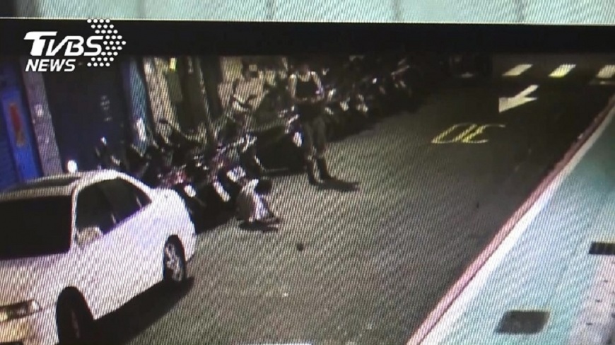伸手要錢還欺負殘父 姪子拿冰錐刺死叔