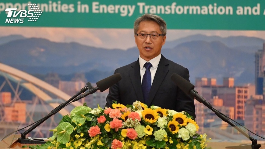 建構低碳社會 中研院院長提議徵碳稅