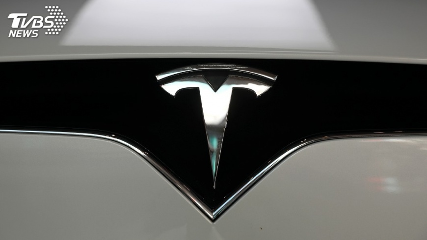 推廣電動車　買特斯拉可全額刷卡