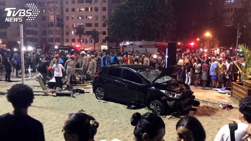 巴西海灘車輛暴衝人行道　1嬰兒死亡15人受傷
