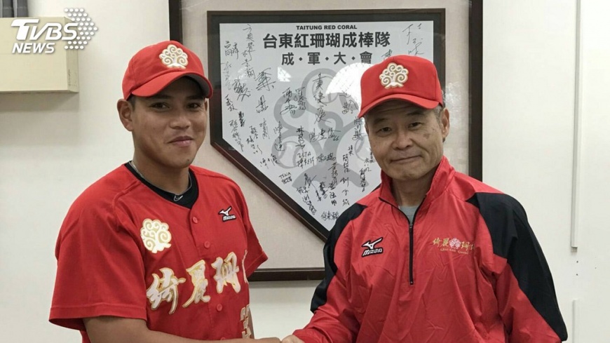 增菘瑋任綺麗教練　盼創選手無限可能