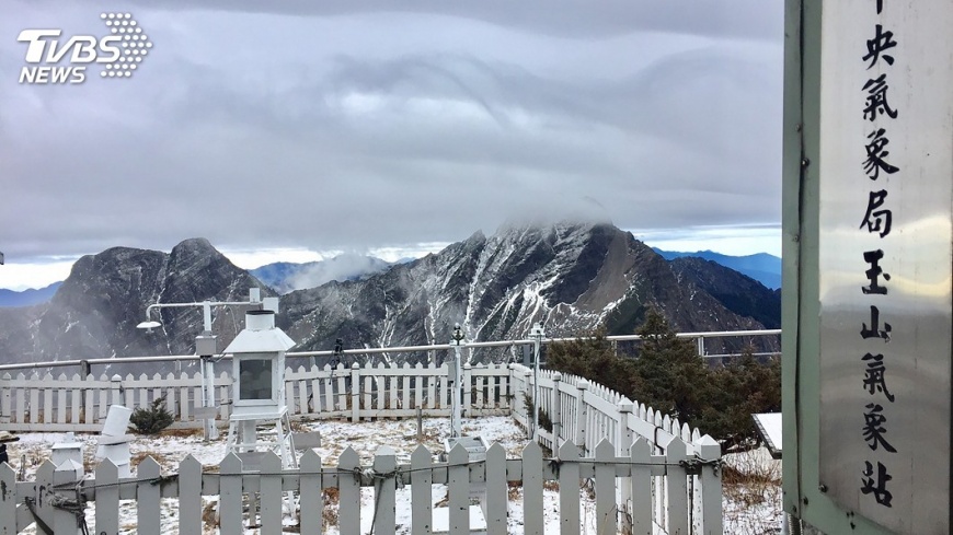 玉山積雪結冰多融化 擬解除雪季管制