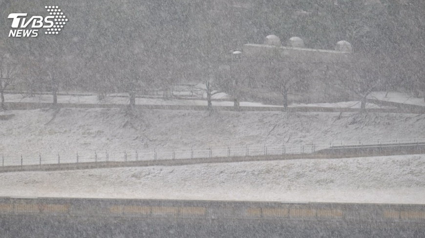 東京降大雪　 部分河濱公園積雪
