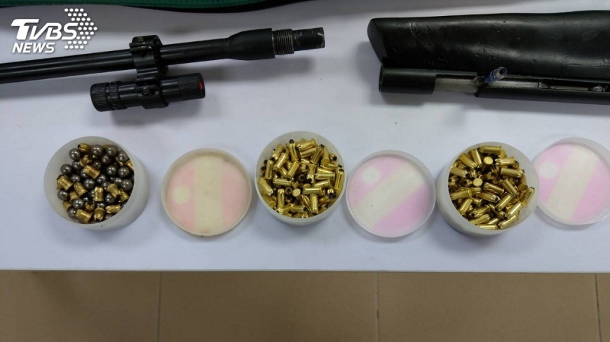 不甘5弟妹都吃便當…男亮獵槍恐嚇母 要她親自煮飯