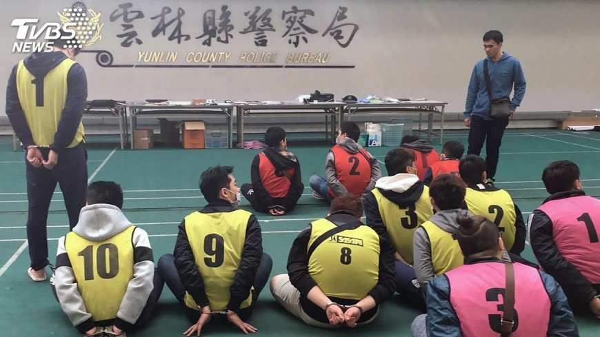雲林偵破3處詐騙機房　逮42人