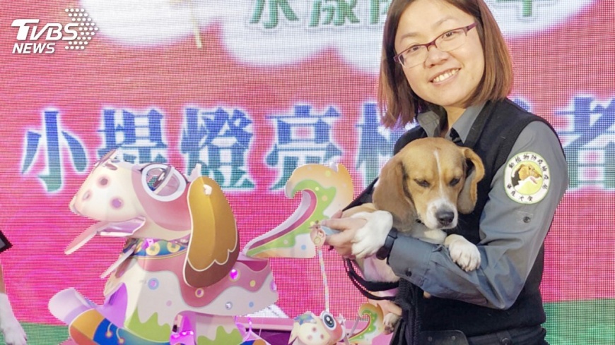 機場檢疫犬為造型 桃園燈會小提燈吸睛