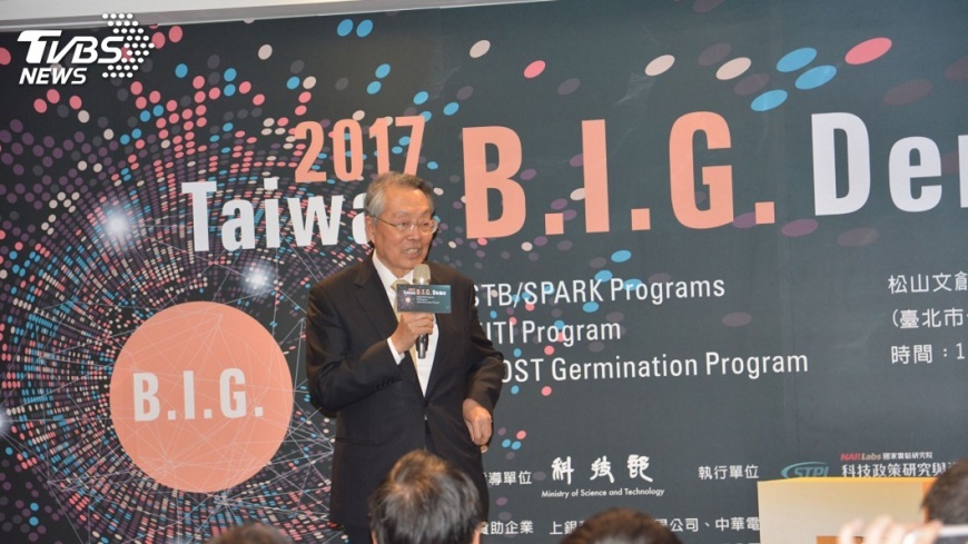 施振榮評宏碁董座100分 施宣輝及格待加強