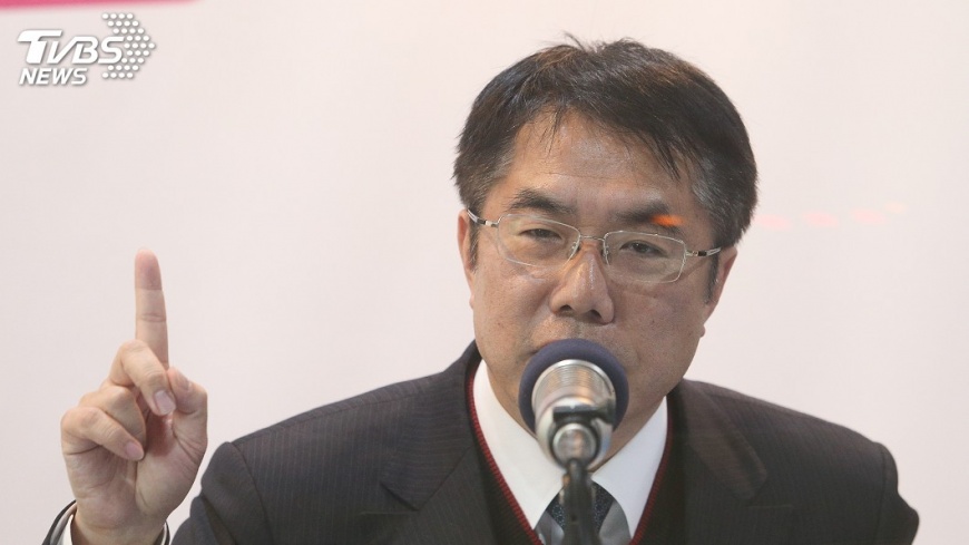 立法院新會期報到 黃偉哲拔得頭籌