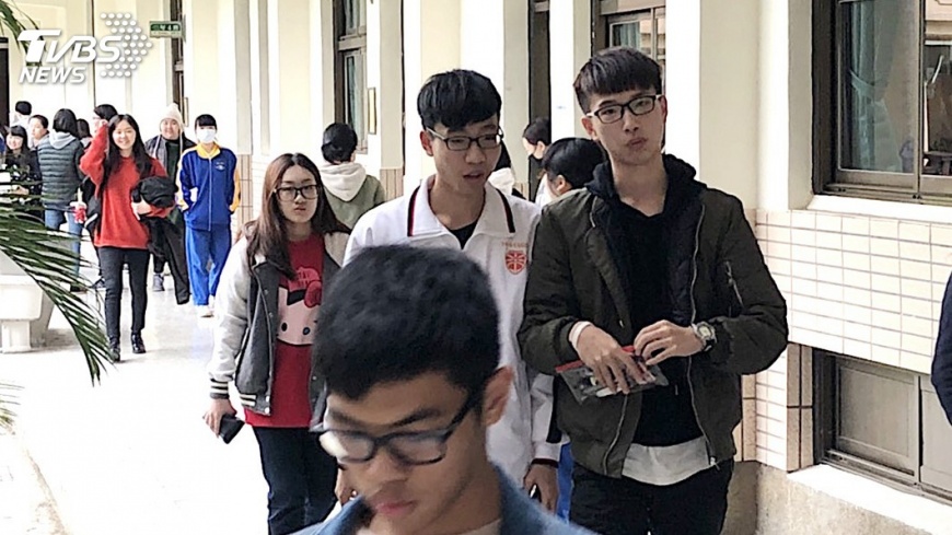 學測數學科難易度適中 考生:比去年簡單