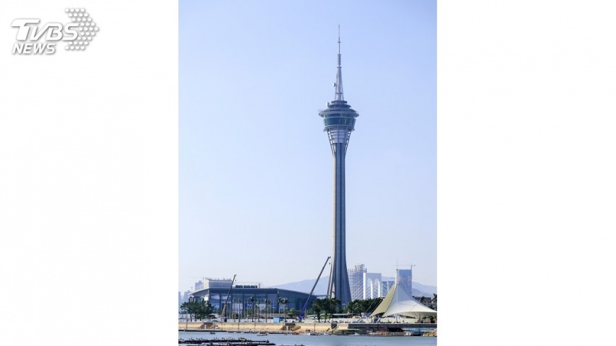 澳門高空彈跳疑故障 遊客寒流天懸空一小時