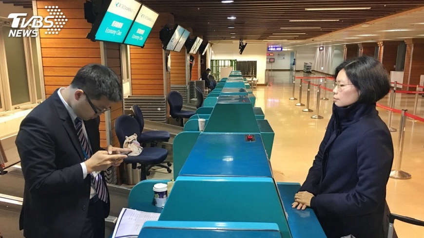 李凈瑜欲搭機探李明哲 未持有效台胞證遭拒