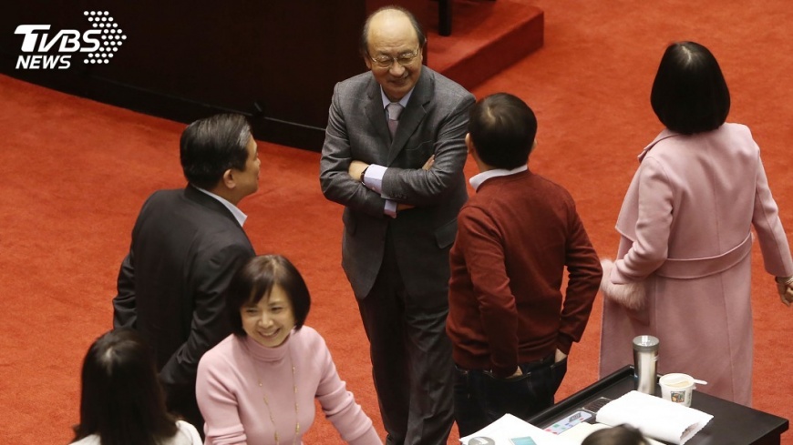 總預算案三讀通過　小刪249.1億元