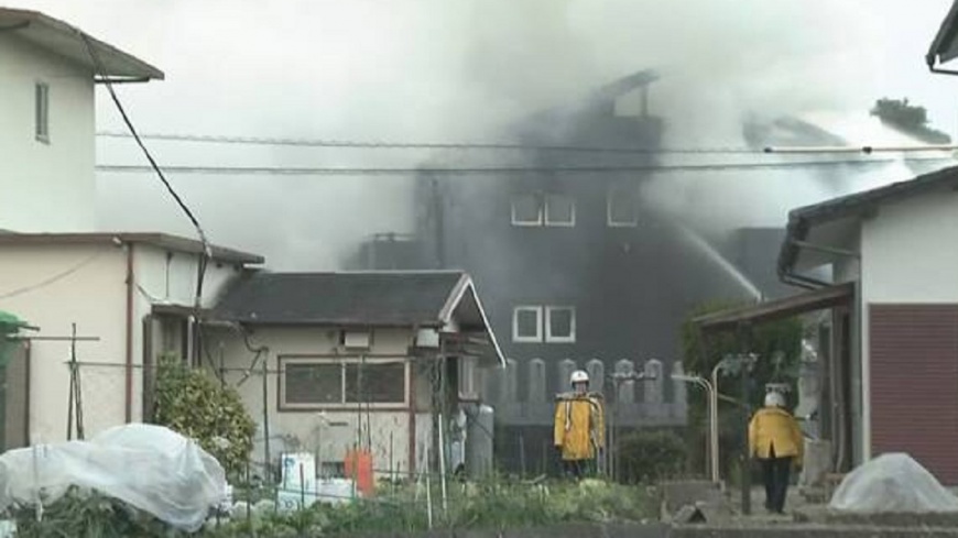 日直升機墜落民宅危及安全 安倍致歉