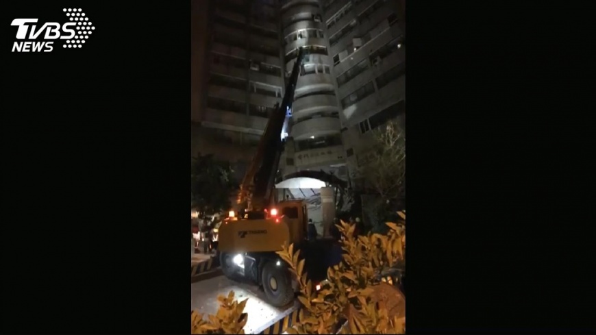 與時間賽跑!傳29人受困統帥 警消救援