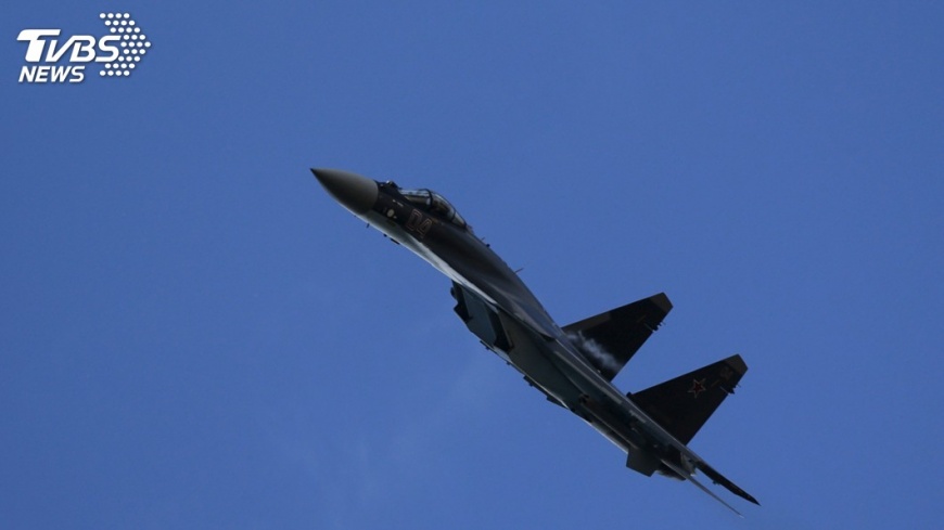 陸空軍發佈消息 蘇35戰機赴南海戰鬥巡航