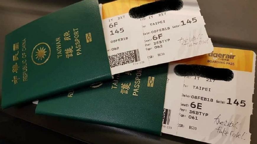 日本地勤登機證上寫「加油」　暖哭台旅客