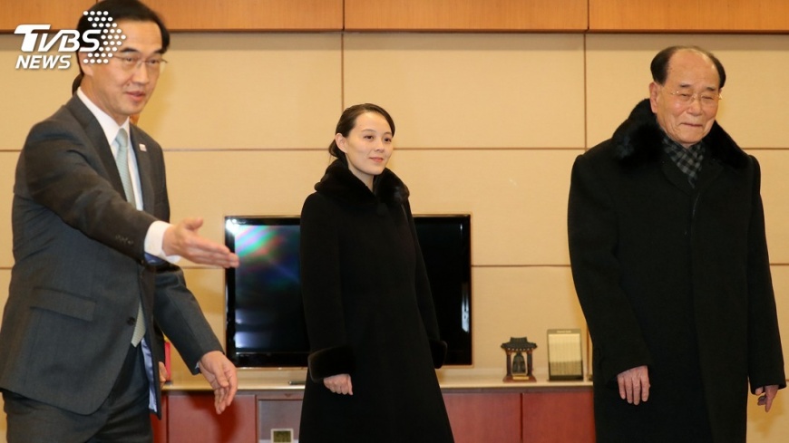 金正恩胞妹抵南韓　笑靨配黑大衣吸睛