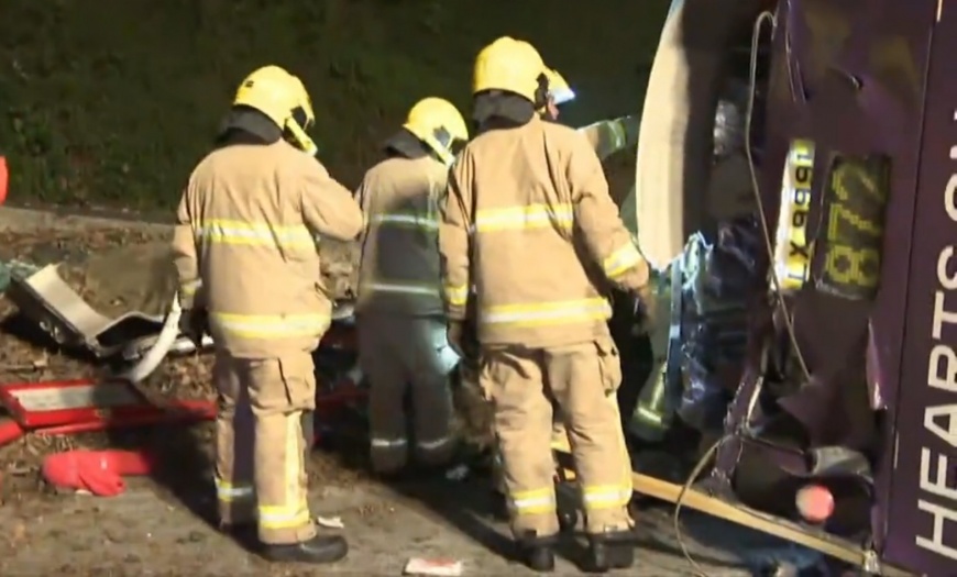 18死47傷! 香港大埔公路雙層巴士翻車