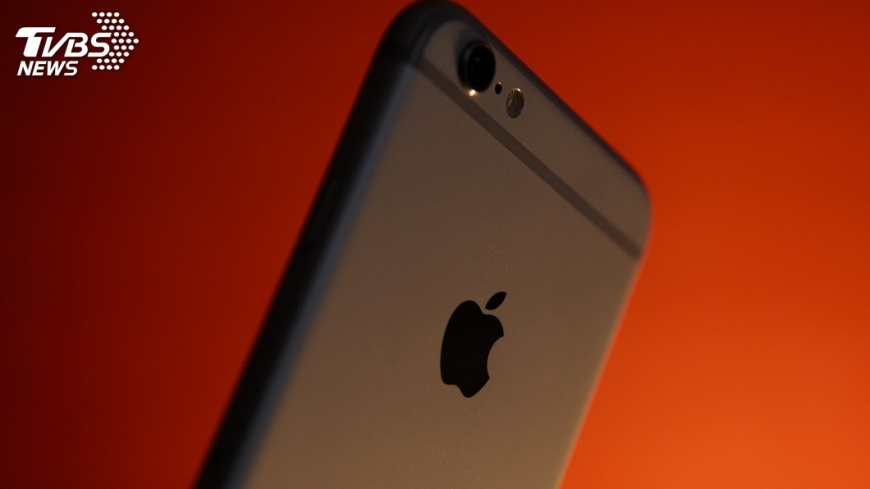 iPhone 6金色版攻換機潮 中華電遠傳開賣