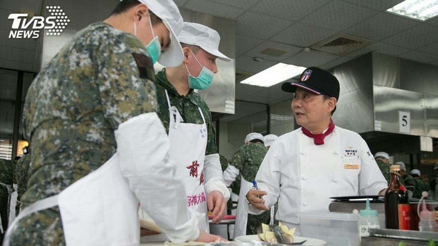 六軍團創意年菜廚神大賽 阿基師評審讚聲