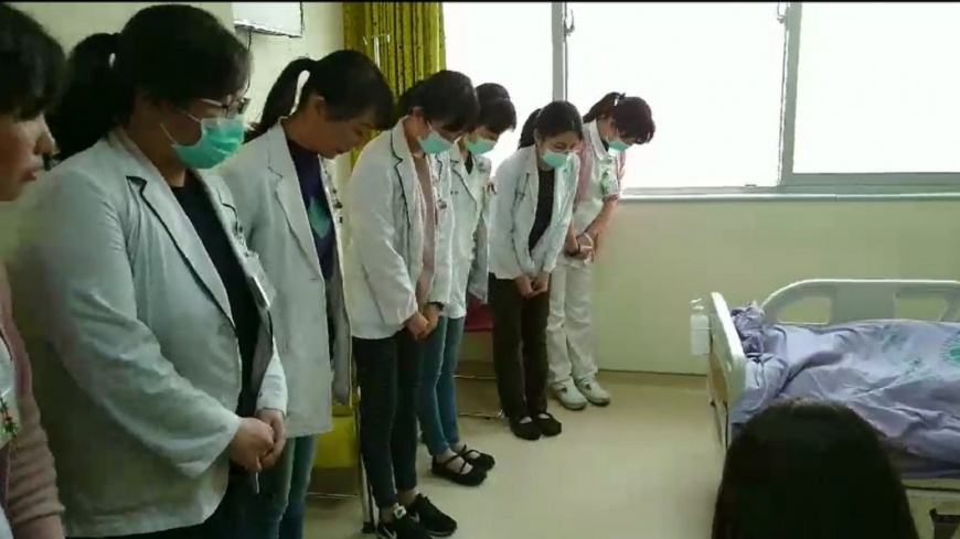 醫護鞠躬致意!他癌逝器捐 造福2家庭圓滿過年