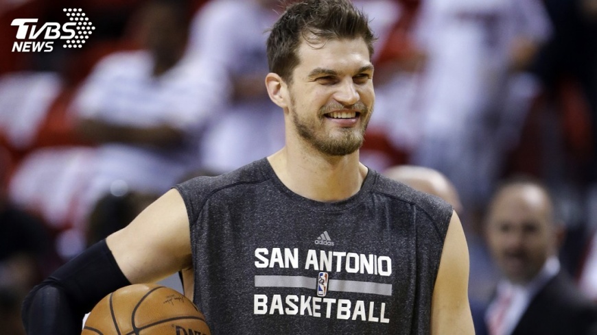 NBA 前馬刺中鋒史普利特宣布退休