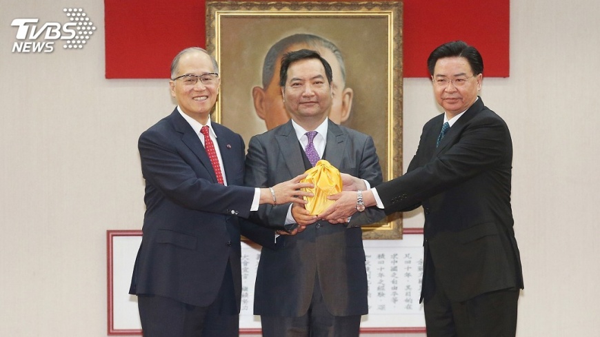 接任外長 吳釗燮:一定不負蔡總統之託