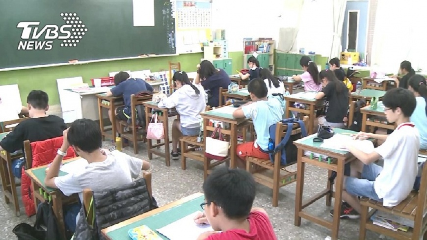 孩子語氣羨慕！同學父母在台積電上班　他求解回應