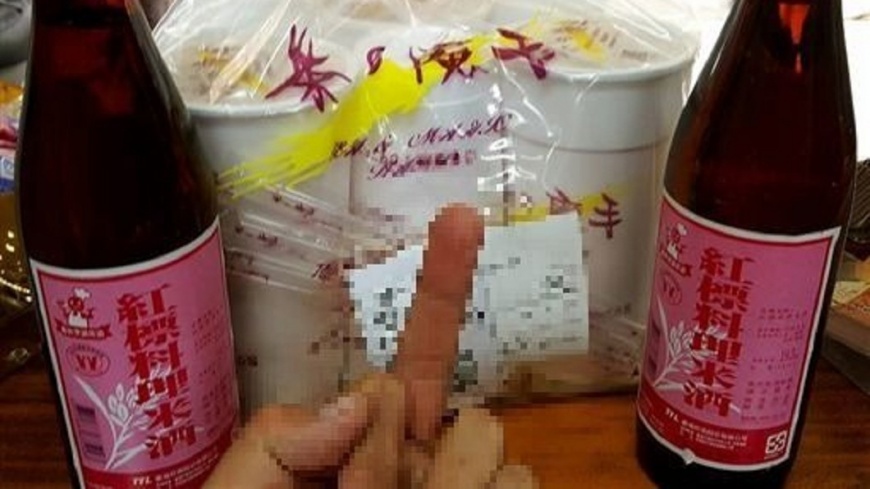 叫飲料外送幫買米酒？奧客催：我煮燒酒雞在等