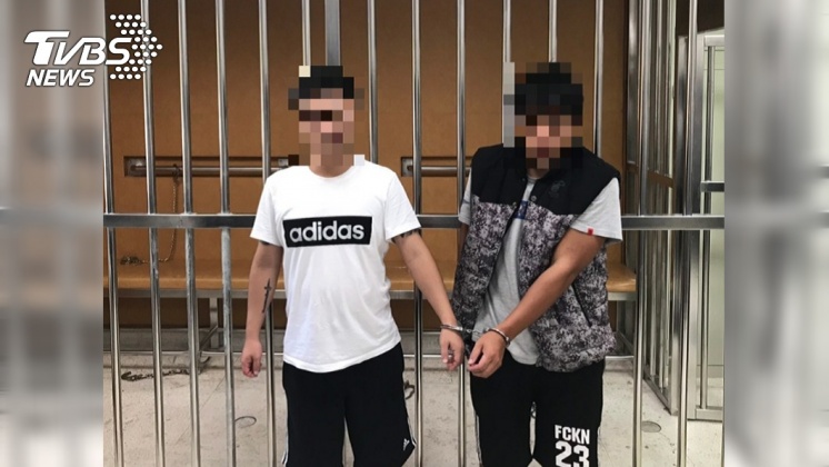 遭逮捕的2名嫌犯。圖/TVBS