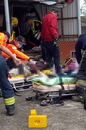 陳姓夫妻被地下錢莊追殺,昨赴山區開瓦斯輕生。/警方提供
