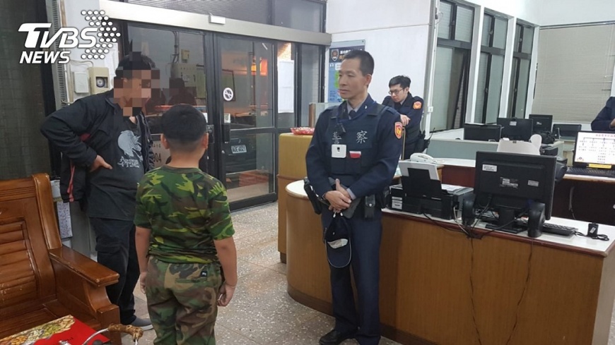 我要離家出走!不給玩手機 小四童負氣離家12小時