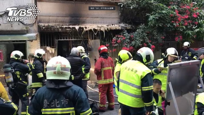 有汽油桶?北市內湖民宅竄火 母子1死1命危