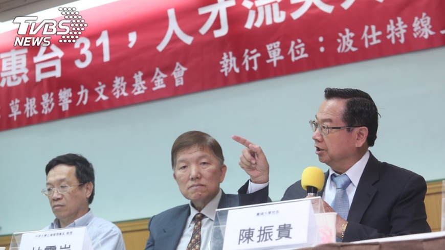 【觀點】杜聖聰:大陸一吹口哨,台灣就被嚇倒
