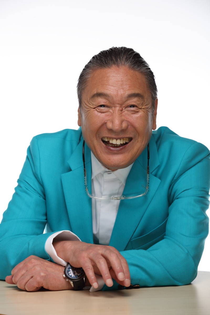 朵茉麗蔻基本4點2019限量包裝款,是由世界知名的日本設計師山本寬齋先生操刀設計。