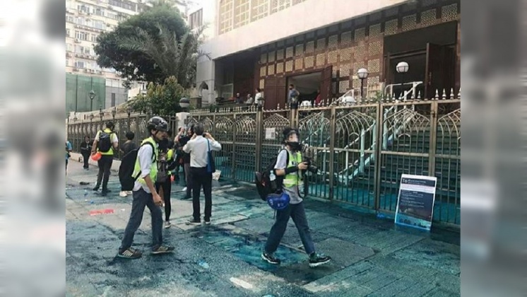 清真寺遭水砲攻擊 港回教徒氣憤批汙辱