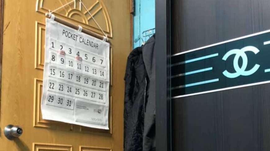 女友爽購「超萬能月曆」 他收貨崩潰:人生變黑白的…