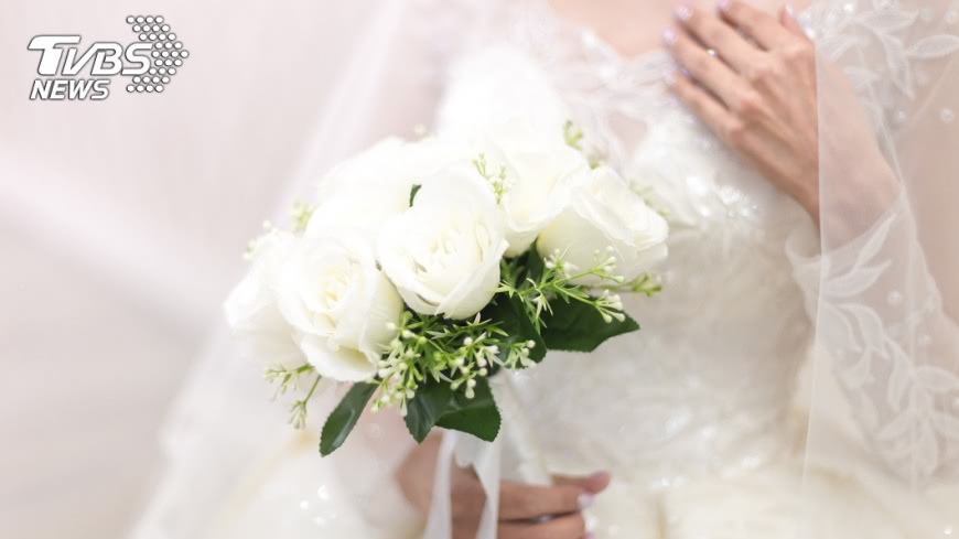 分手撕破臉!前女友結婚送他喜餅 內行人揭超心機用意