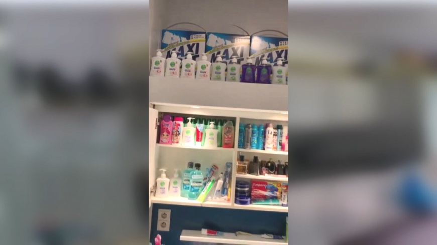最狂囤積!蔬果麵條、盥洗品 家如雜貨店