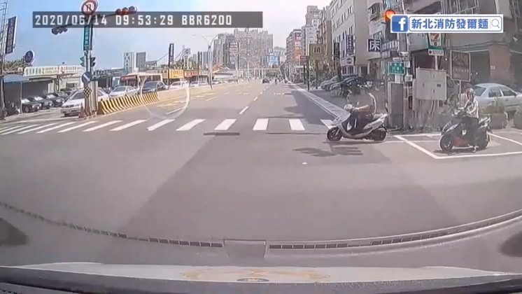 圖/翻攝自新北消防發爾麵臉書