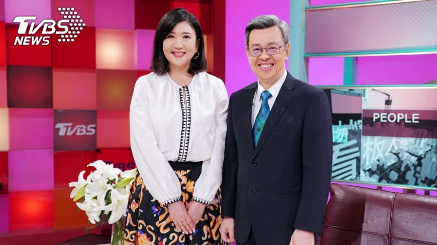 《TVBS看板人物》主持人方念華邀請前副總統陳建仁分享四年來擔任公職的心路歷程。(圖/TVBS)