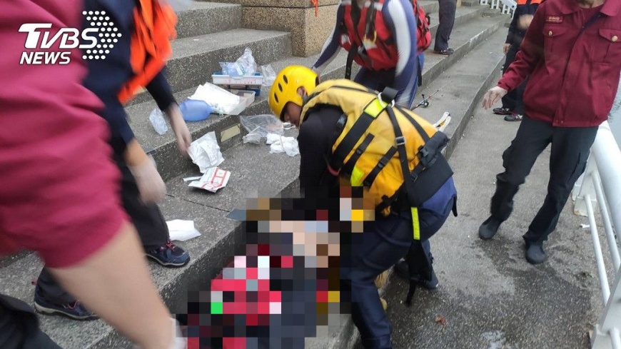 男子經搶救後仍不幸身亡。(圖/TVBS)
