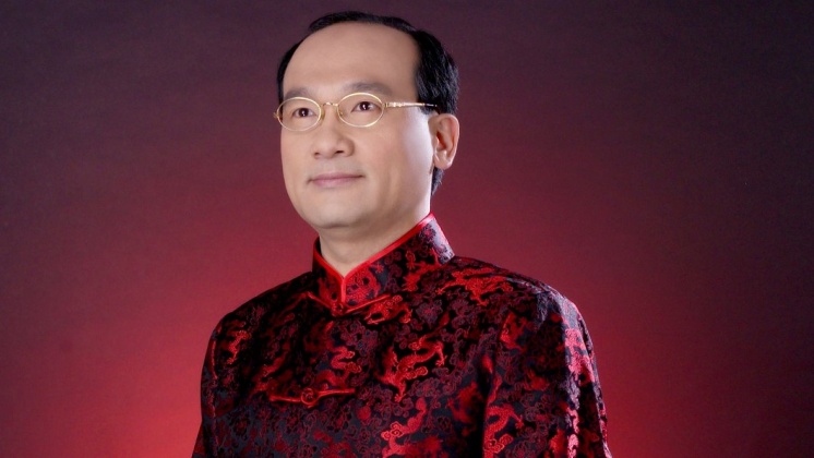 台中市名門命理教育協會創會理事長楊登嵙。(圖/翻攝自楊登嵙臉書)