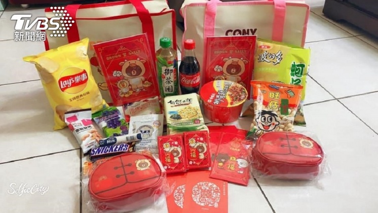當事人最常拿到零食。(圖/當事人授權提供)