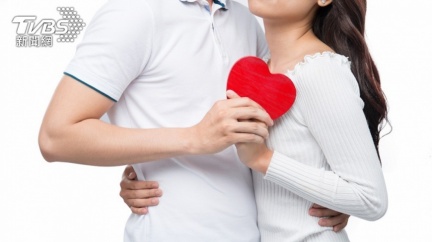 2021314愛你愛一生一世 新北爆百對新人登記結婚